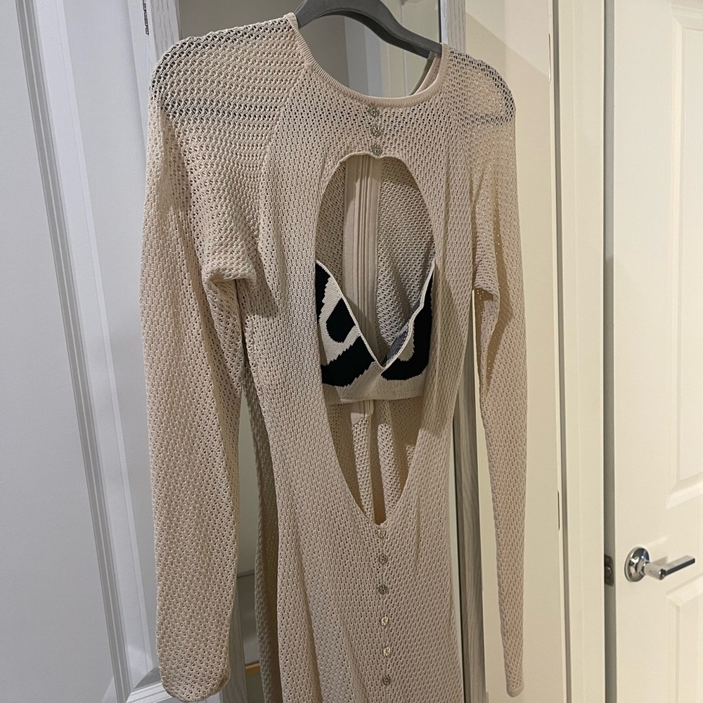 CUT OUT KNIT MAXI DRESS IN EVE - Picture 5 of 5